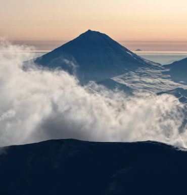 В этом кадре 5 вулканов